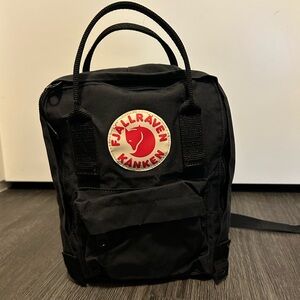Fjallraven Kånken Black Backpack